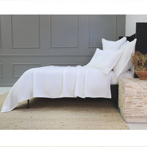 Chatham Matelasse Coverlet - White