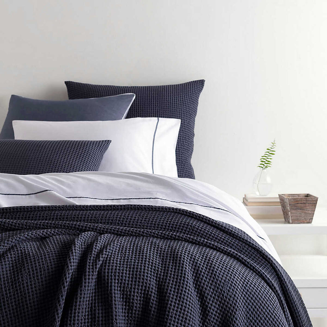 Bubble Matelassé Coverlet